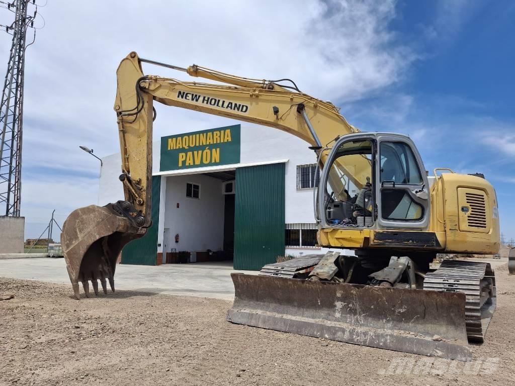 New Holland E 235 SR 履带挖掘机