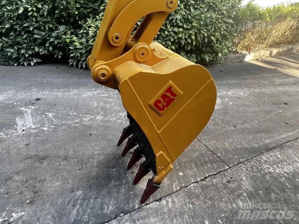 CAT 306E2 履带挖掘机