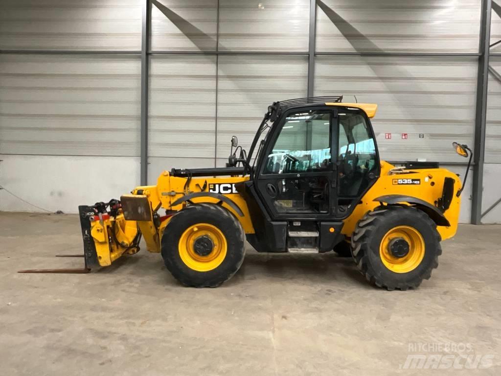 JCB 535-125 伸缩臂叉装车|叉装车