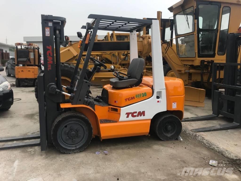 TCM FD 30 柴油叉车