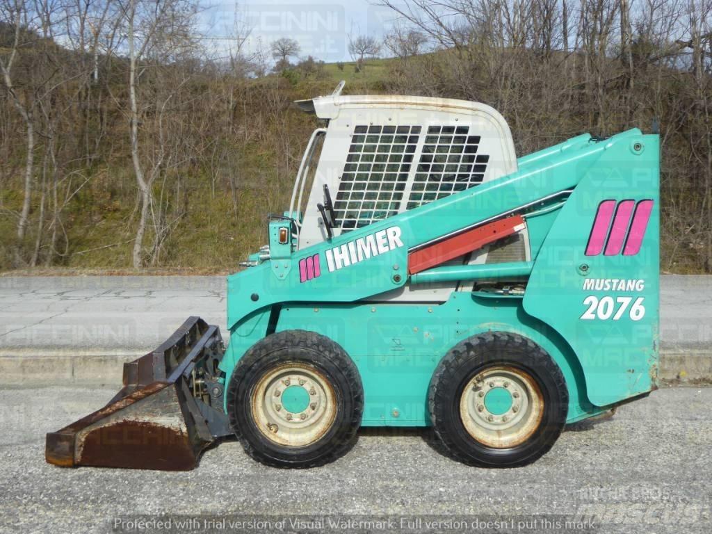 IHI Mustang 2076 滑移装载机