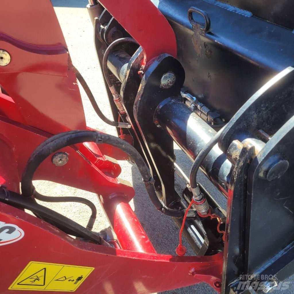 Yanmar V 80 轮式装载机