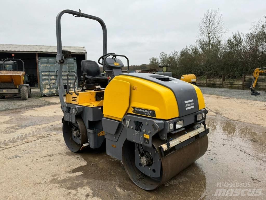 Dynapac CC 1200 双轮压路机