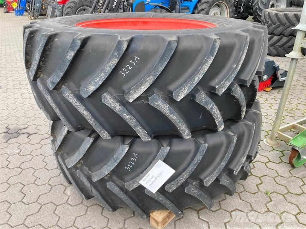 Mitas 2x 650/65R42 其他拖拉机配件