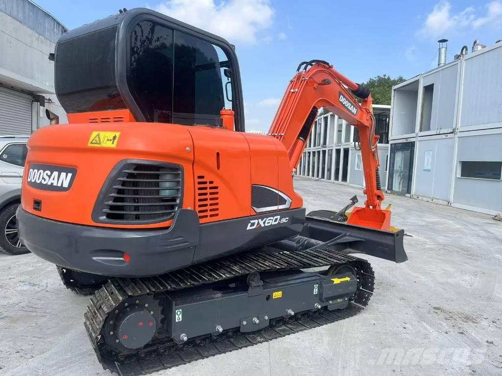 Doosan DX 60-9 C 履带挖掘机