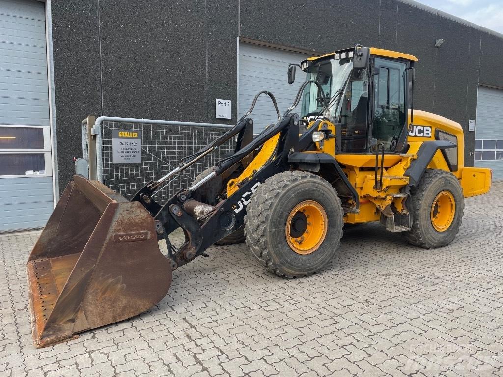 JCB 427HT 轮式装载机