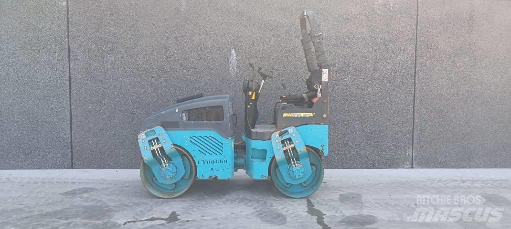 Bomag BW 100 AD-4 双轮压路机