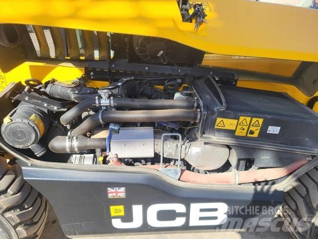 JCB 525-60 伸缩臂叉装车|叉装车