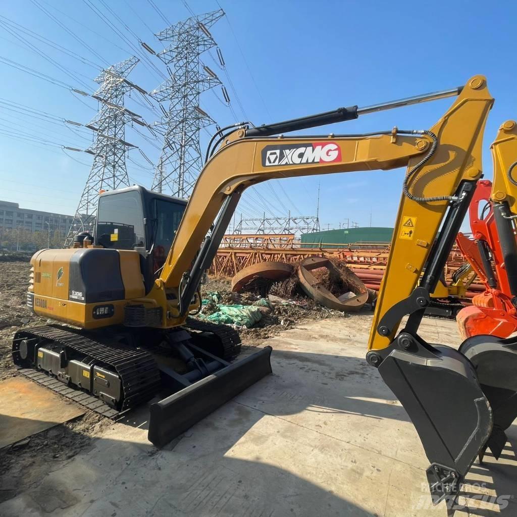 XCMG XWE60DA 小型挖掘机
