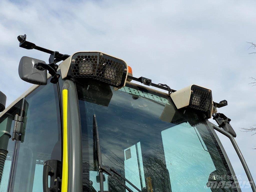 Liebherr LR 636 履带式装载机