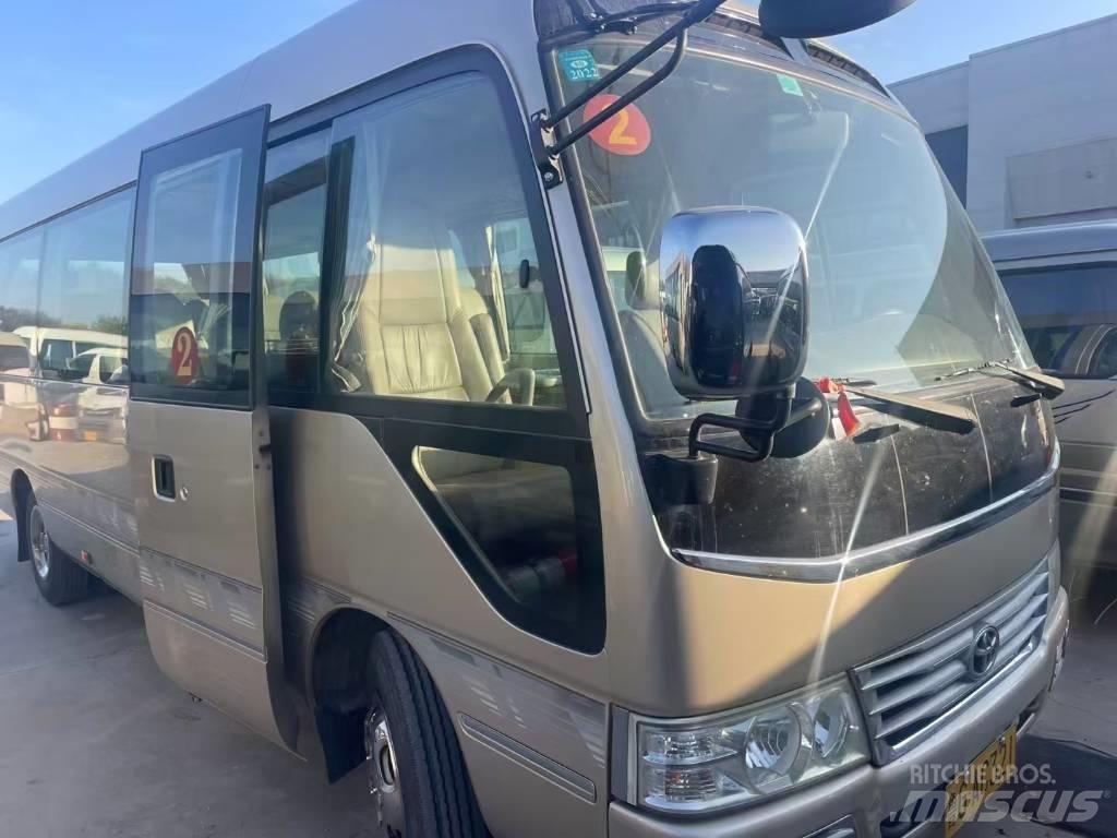 Toyota Coaster 公路客运汽车