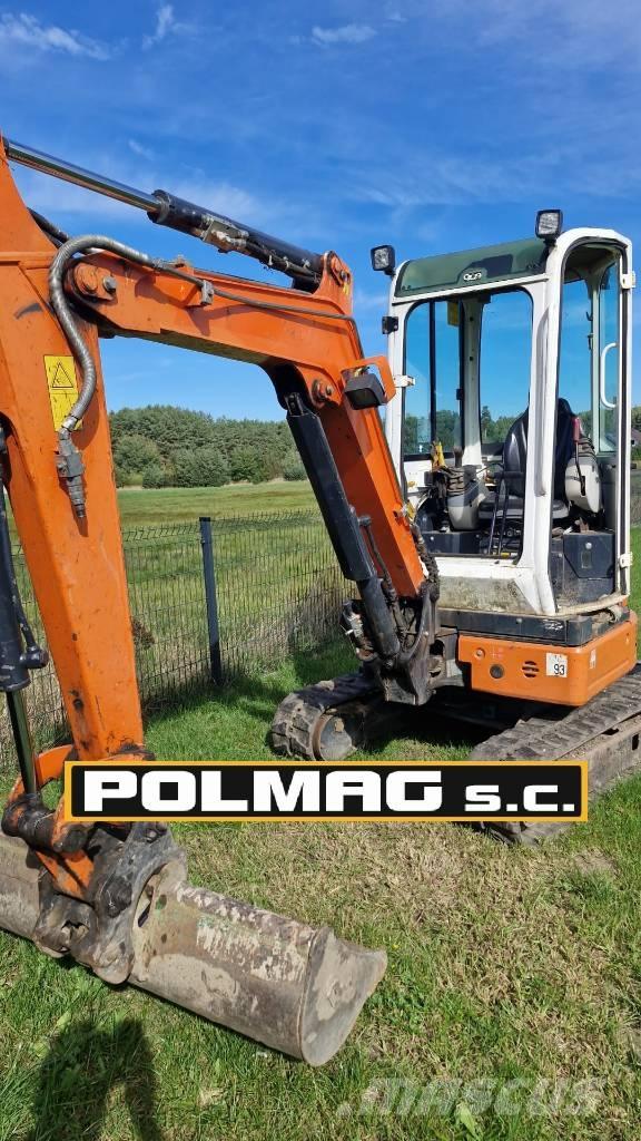 Hitachi ZX 26 小型挖掘机