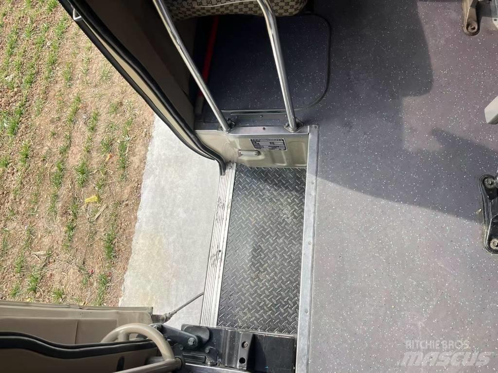 Toyota Coaster 公路客运汽车