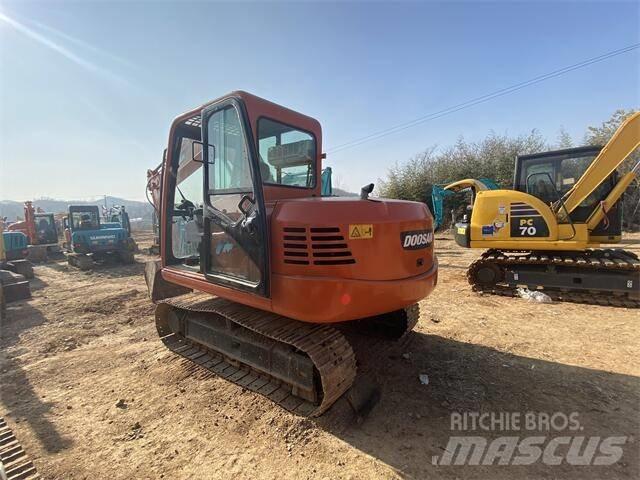 Doosan DH 70-7 小型挖掘机