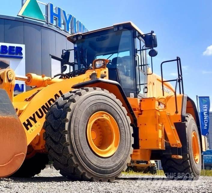 Hyundai HL 975 轮式装载机