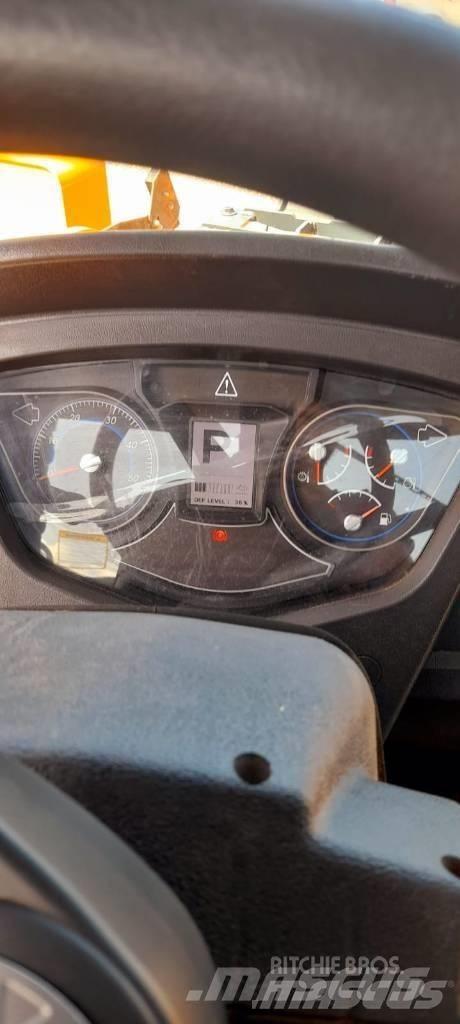 Hyundai HL 975 轮式装载机