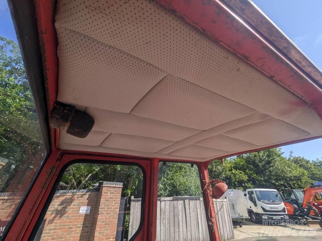 Massey Ferguson 240 拖拉机/农用车