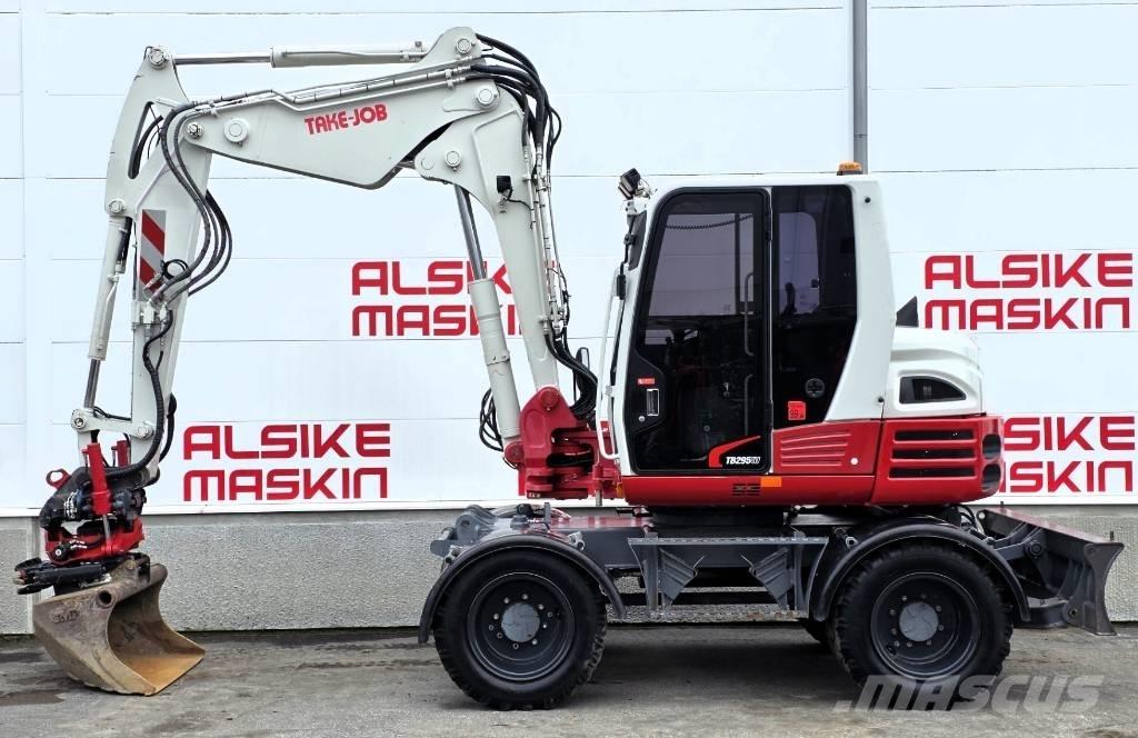 Takeuchi TB 295 W 轮式挖掘机