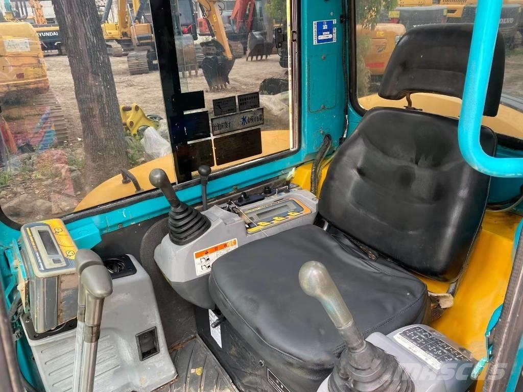 Kubota U40 小型挖掘机