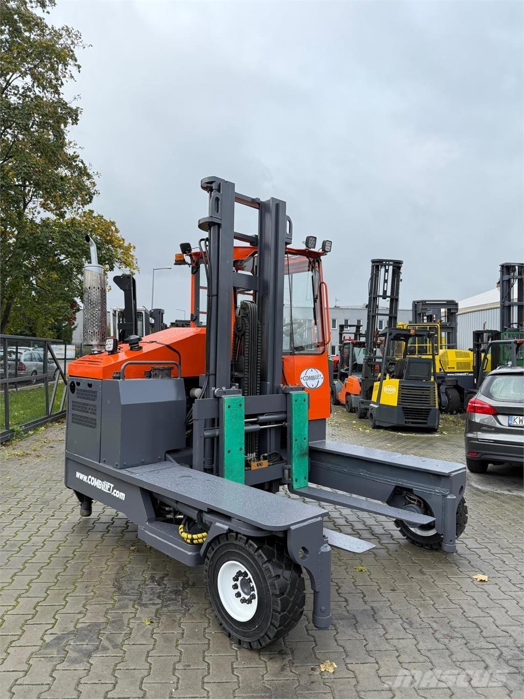 Combilift C5000 XL 四轮前移式叉车
