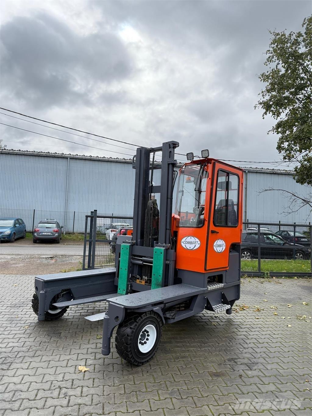 Combilift C5000 XL 四轮前移式叉车