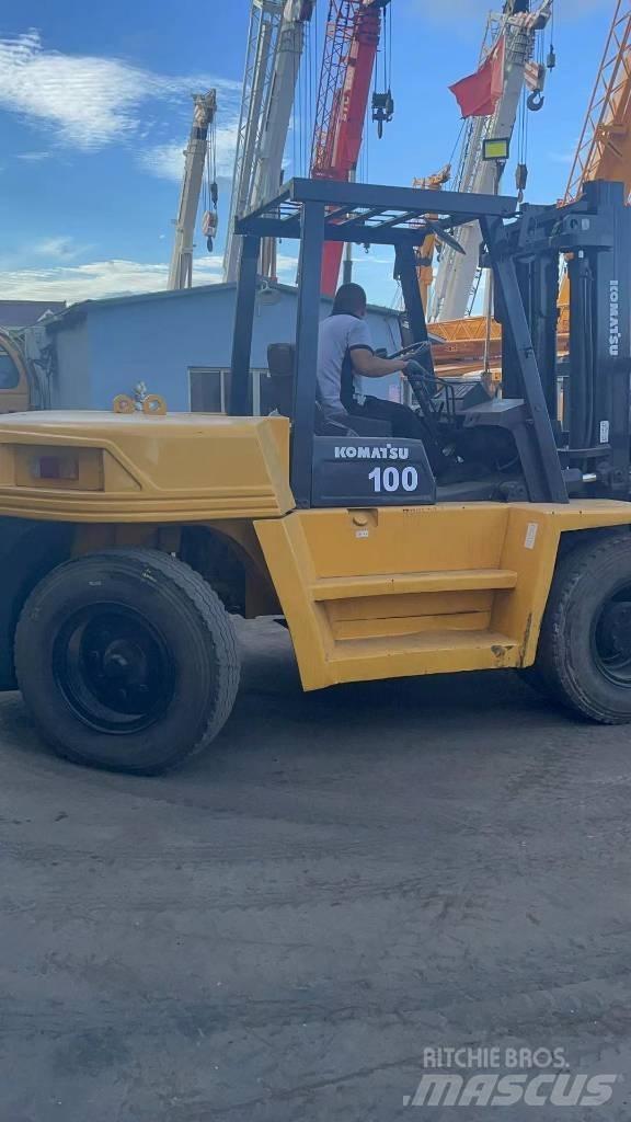 Komatsu 10 Ton 柴油叉车