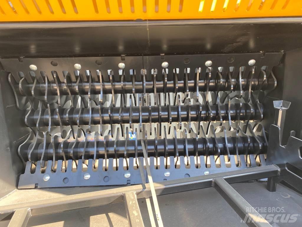 MB Crusher HDS323 筛选机