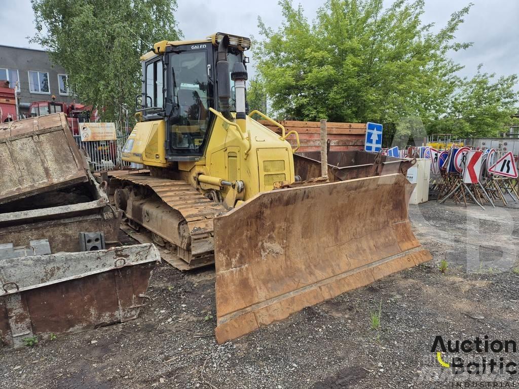Komatsu D51EX-22 履带式推土机