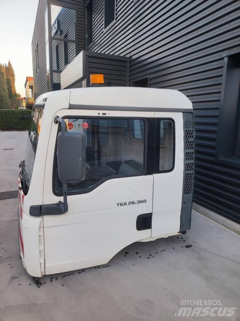 MAN TGM TGA 驾驶室与内部