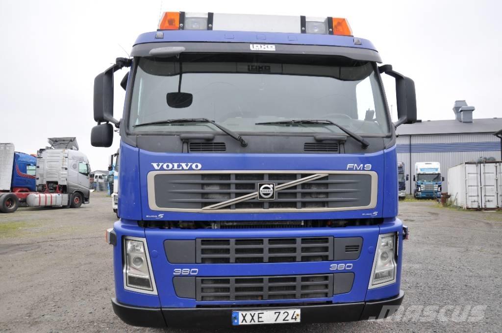 Volvo FM-380 6*2 翻斗车