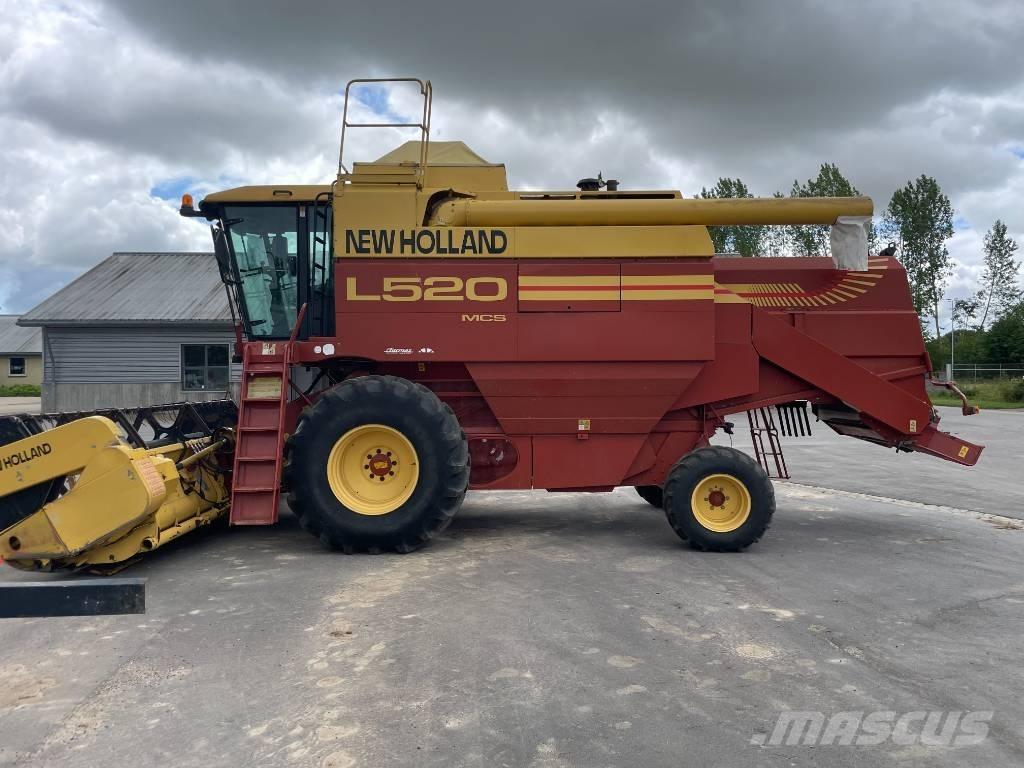 New Holland L520 联合收割机