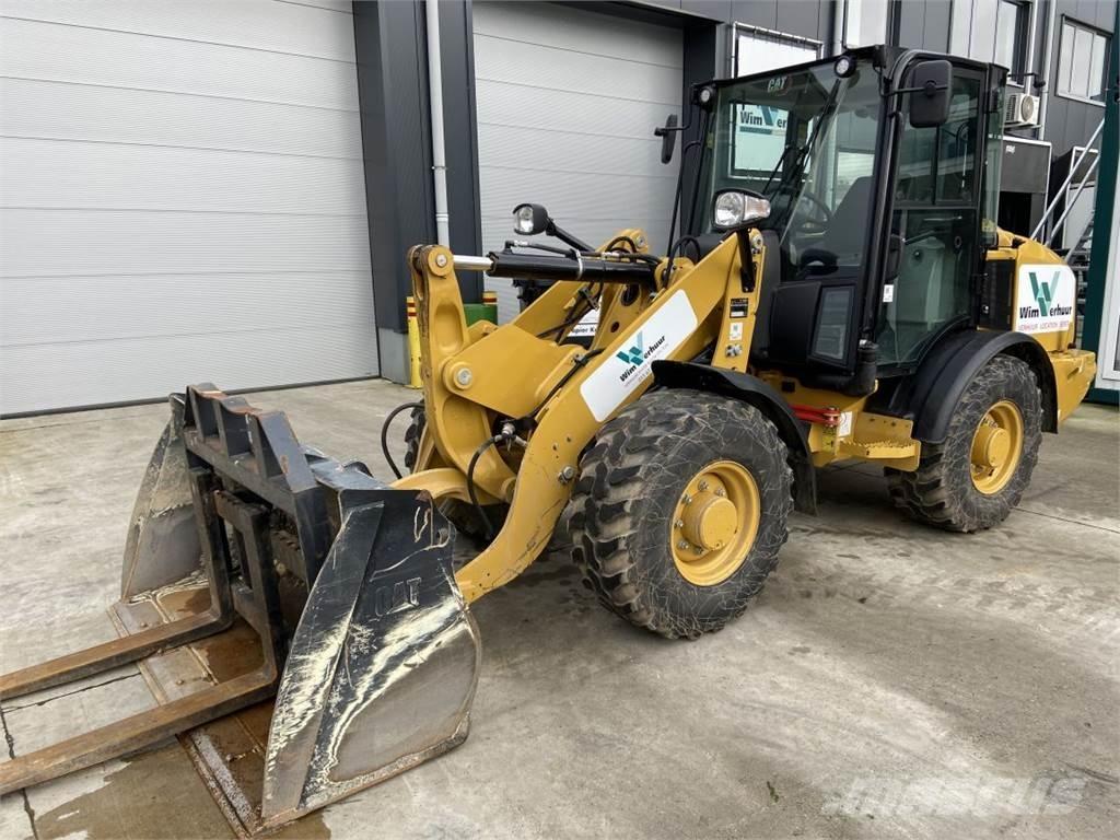 CAT 906M (7164) 多功能装载机