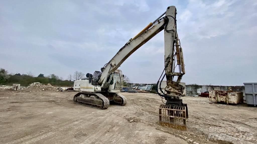 Liebherr R 924 履带挖掘机