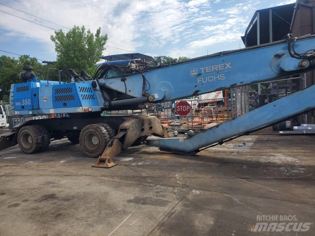 Terex Fuchs MLH350 工业挖掘机