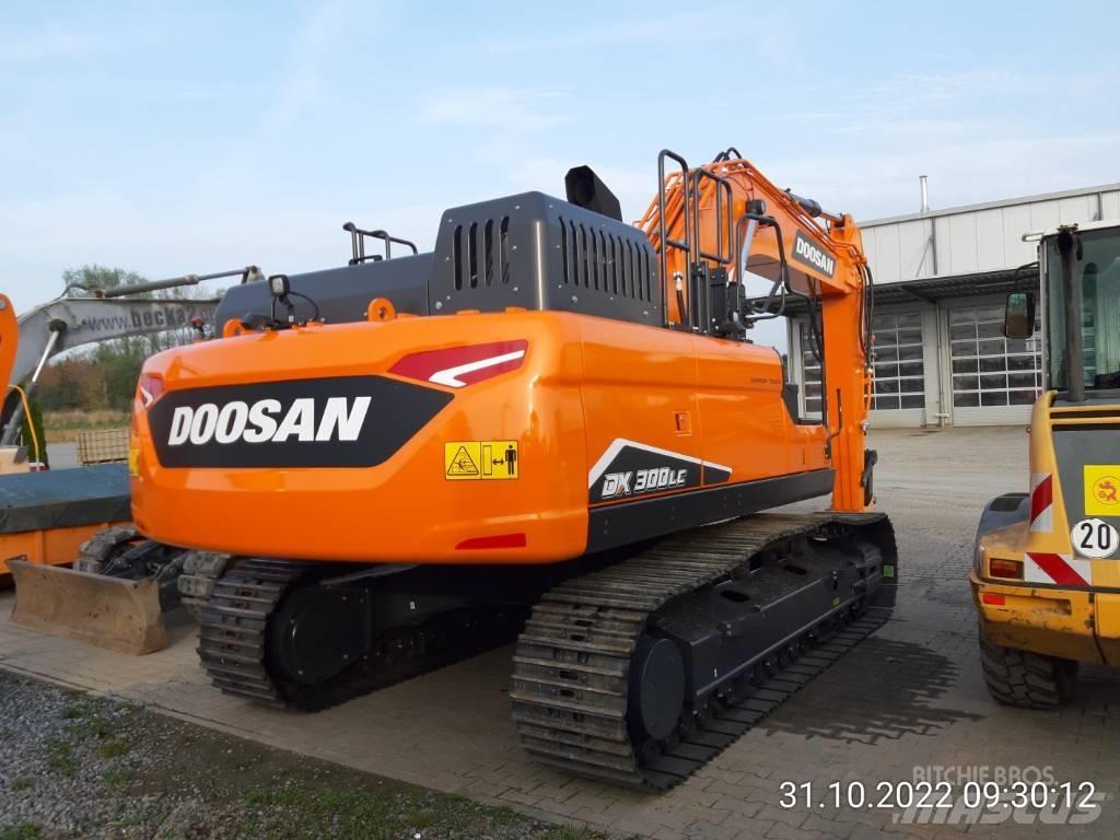 Doosan DX 300 NLC-7 履带挖掘机