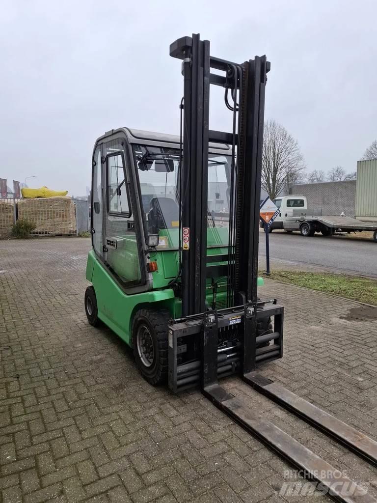 Cesab Mak400AC 电动叉车