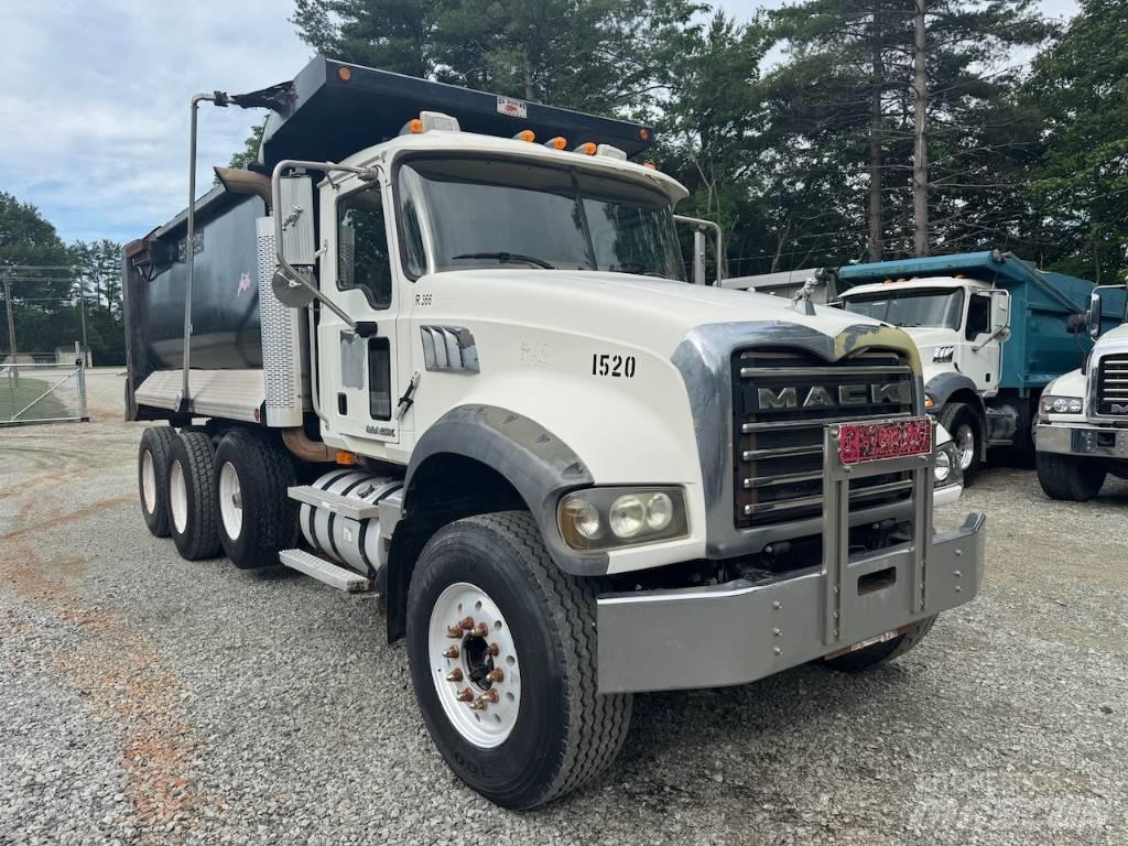 Mack Granite CTP 713 自卸式货车