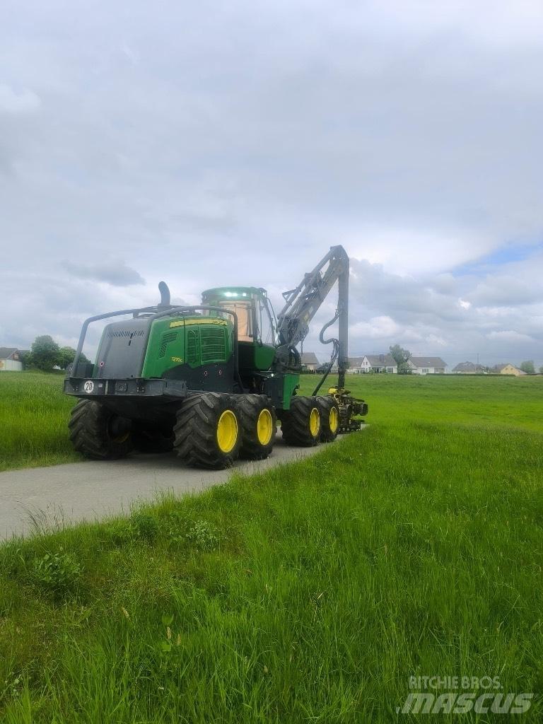 John Deere 1270G 8WD 收割机