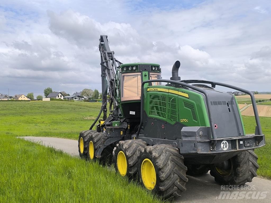 John Deere 1270G 8WD 收割机