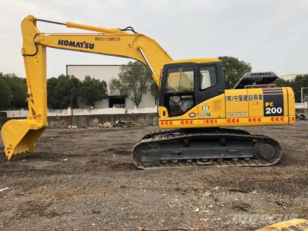 Komatsu pc200-7 履带挖掘机