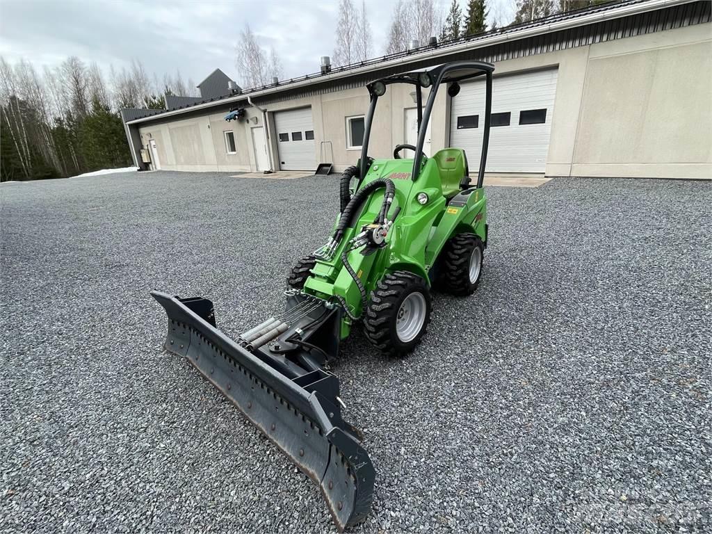 Avant 420 小型装载机