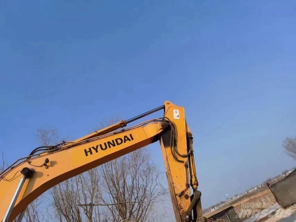 Hyundai R305LC-9T 轮式挖掘机