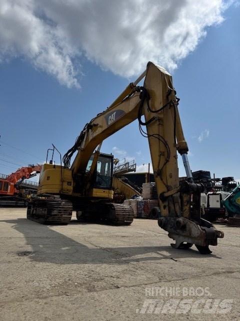 CAT 321 C LCR 履带挖掘机