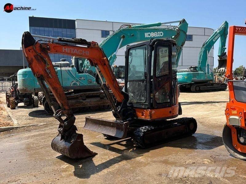 Hitachi ZX 33 U-5 小型挖掘机