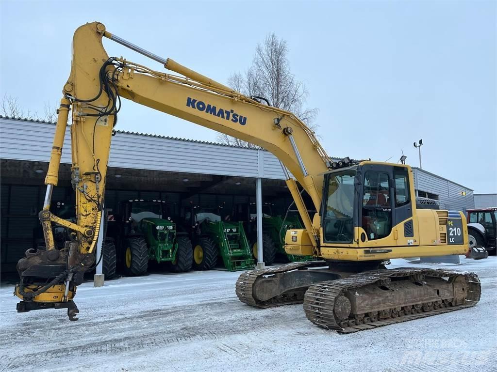 Komatsu PC210LC-8 履带挖掘机