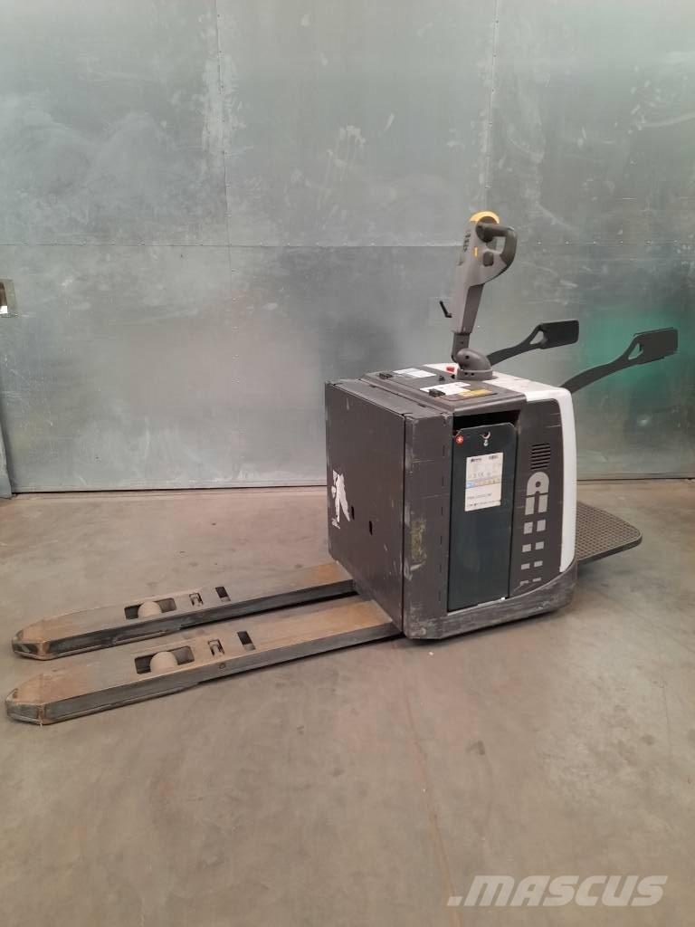 UniCarriers PMR200P 电动搬运车