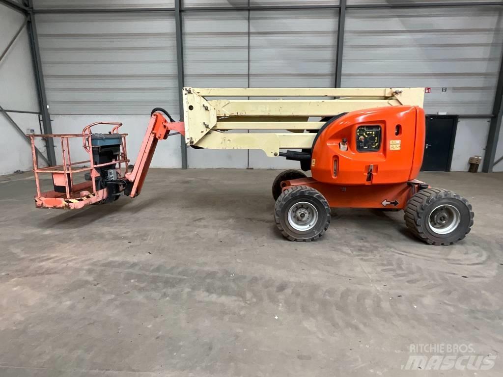 JLG 450 AJ 曲臂高空工作平台