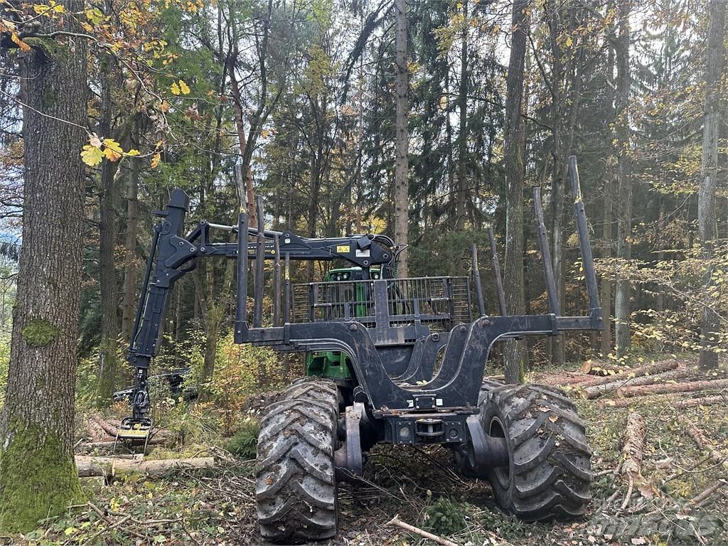 John Deere 1510G 集运机