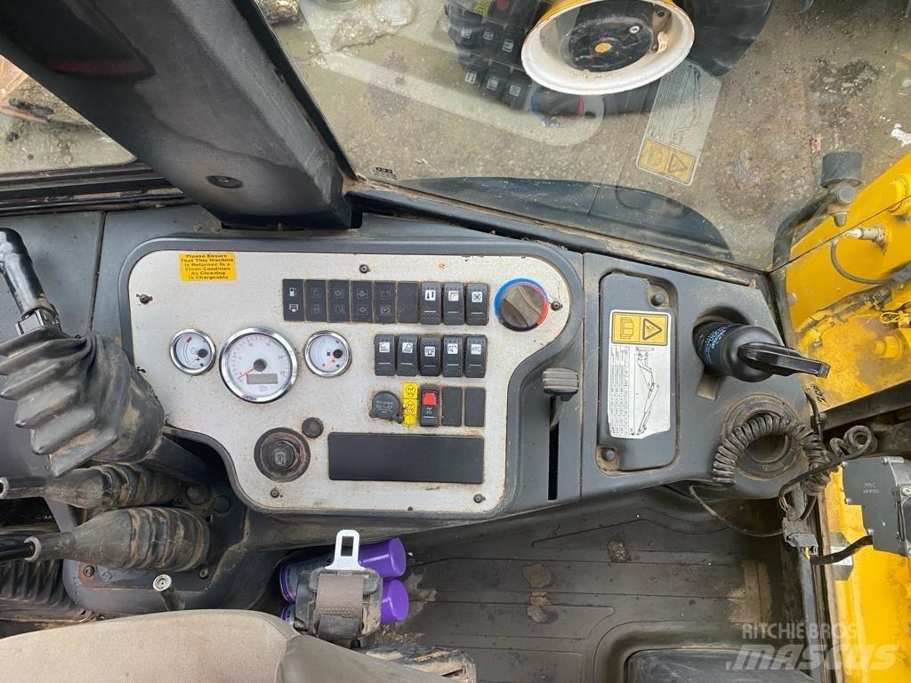 JCB 2 CX 反铲装载机