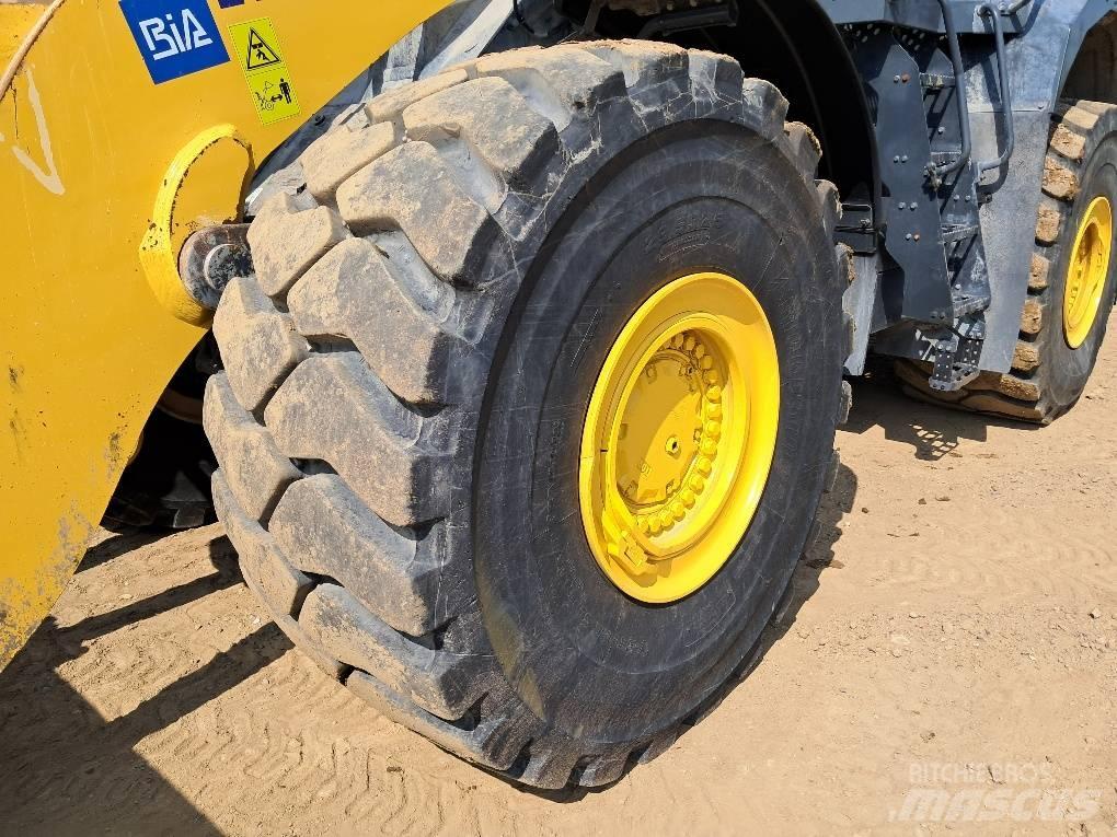 Komatsu WA500-8E0 轮式装载机